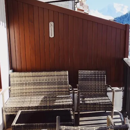 Apartment La Tania